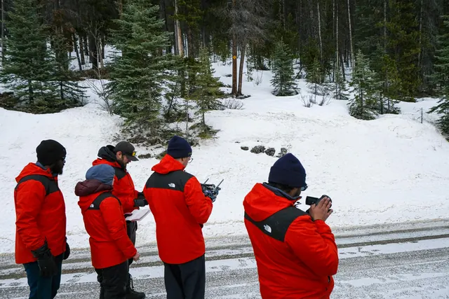 Une équipe au travail au Canada